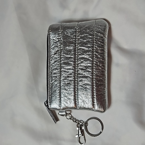 BARI LYNN SILVER PUFFER CASE-KEY HOLDER - Picture 1 of 7